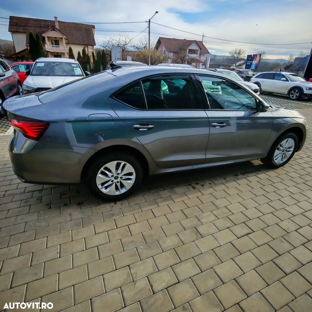 Skoda Octavia 2.0 TDI DSG Selection - 4