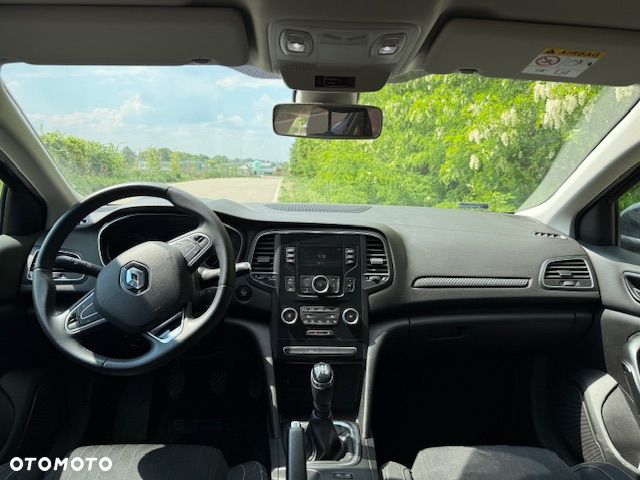 Renault Megane 1.6 SCe Limited - 28