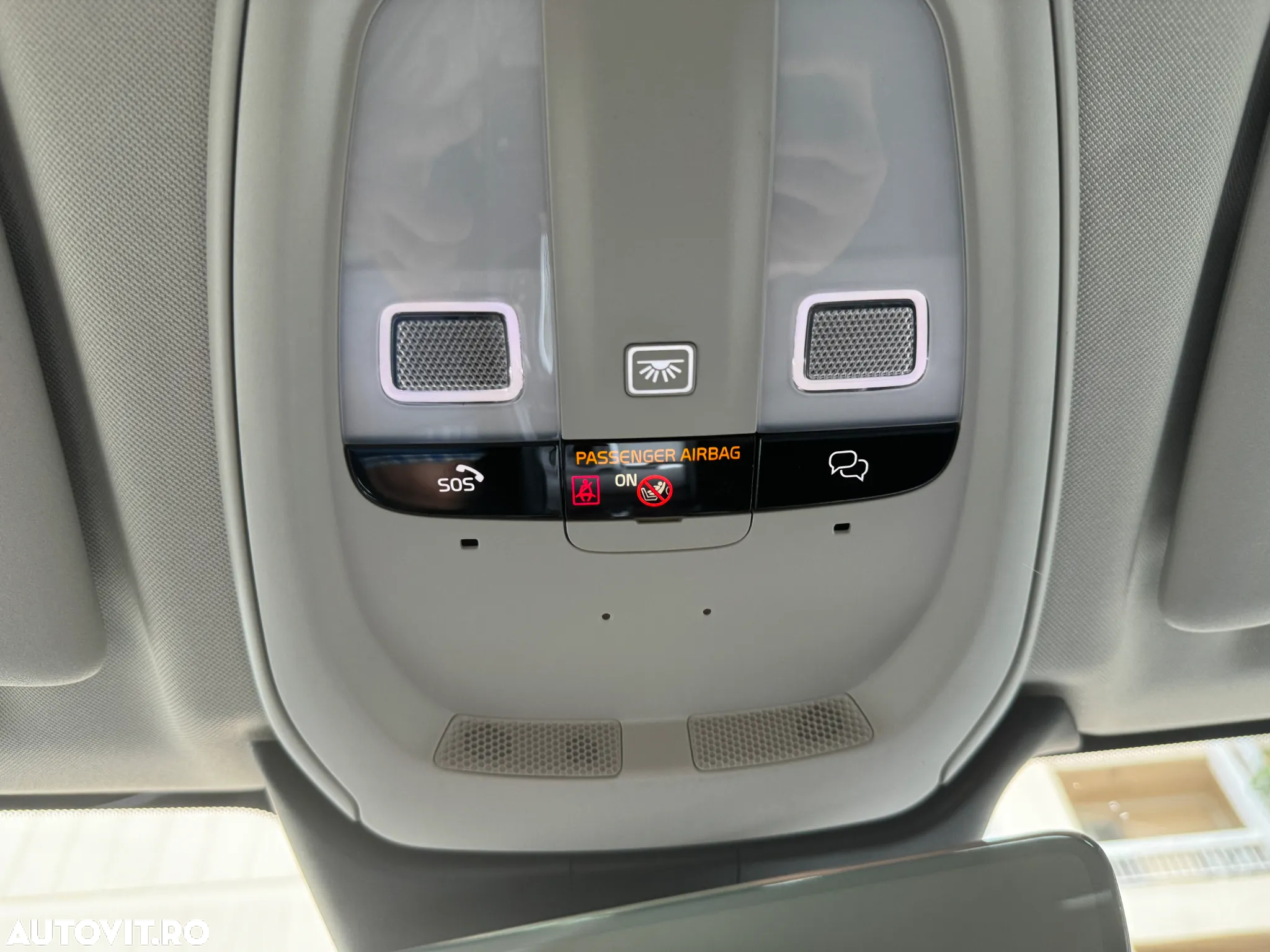 Volvo XC 60 B4 MHEV AT FWD Core - 23