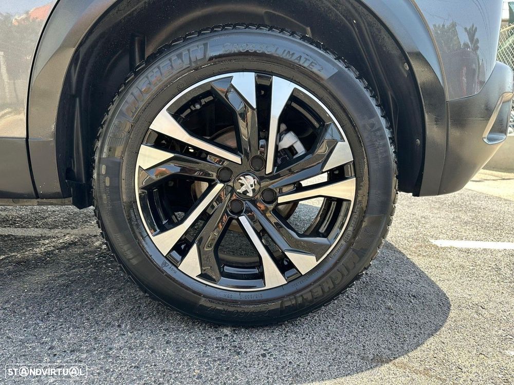 Peugeot 2008 1.5 BlueHDi Allure EAT8 - 9