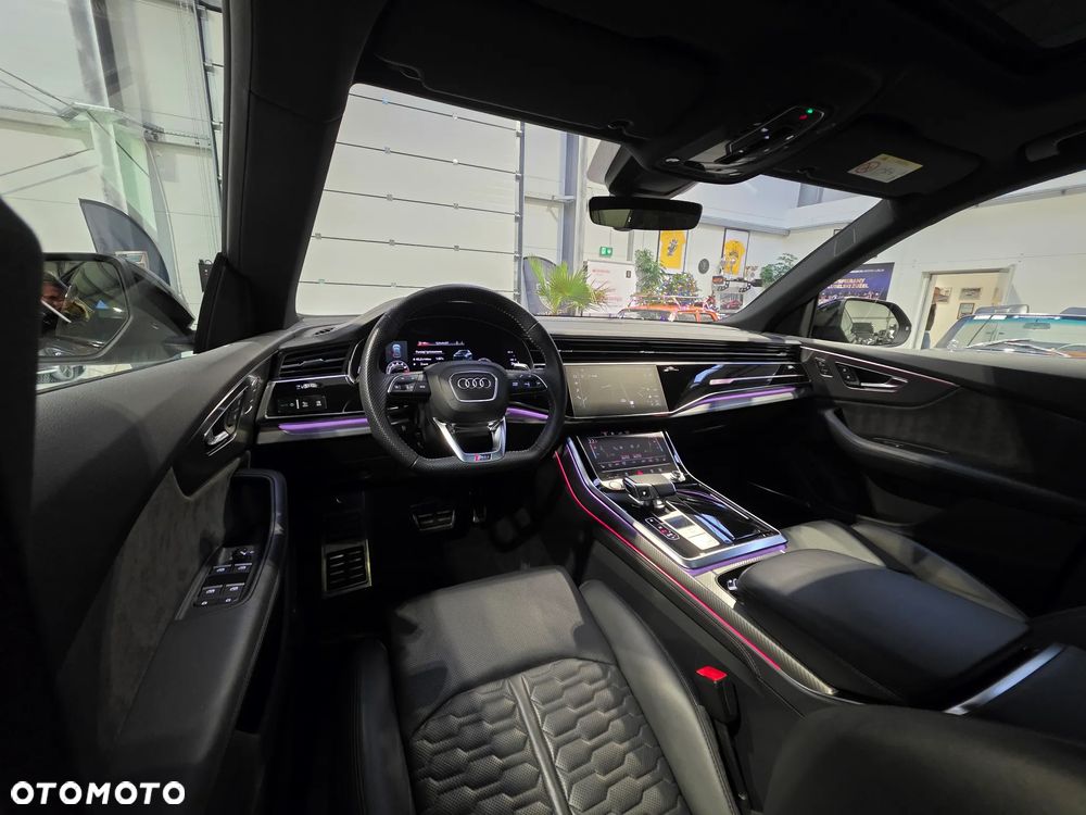 Audi RS Q8 - 14