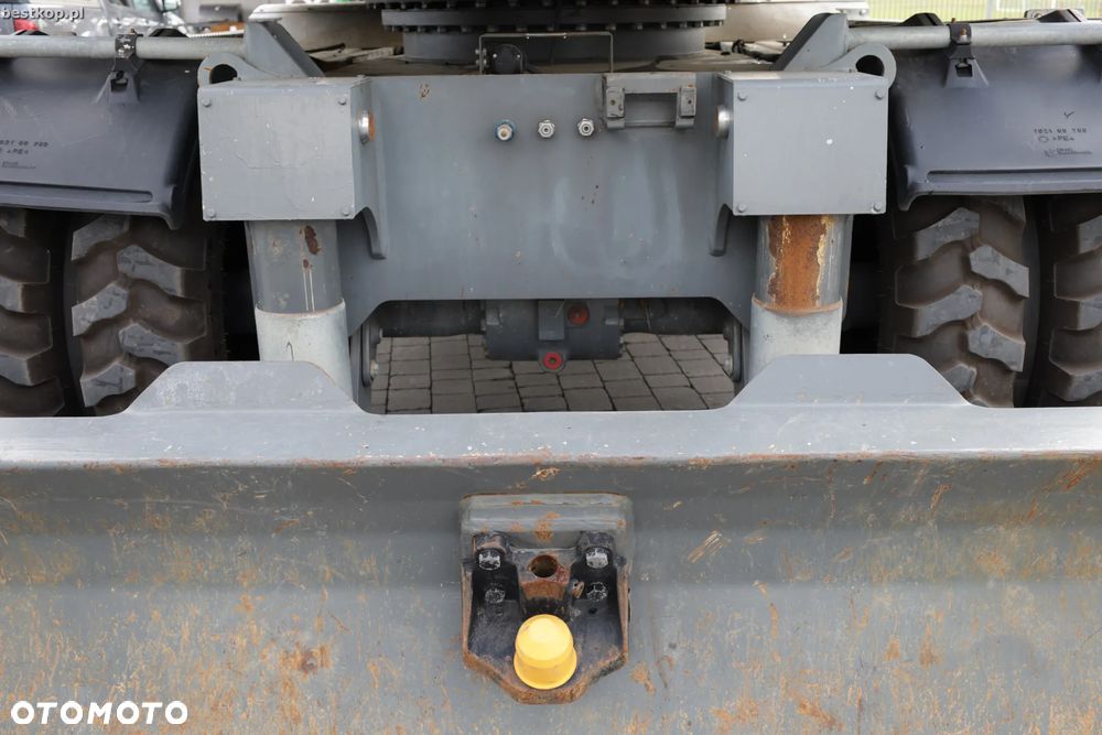 Liebherr A914 Compact - 8