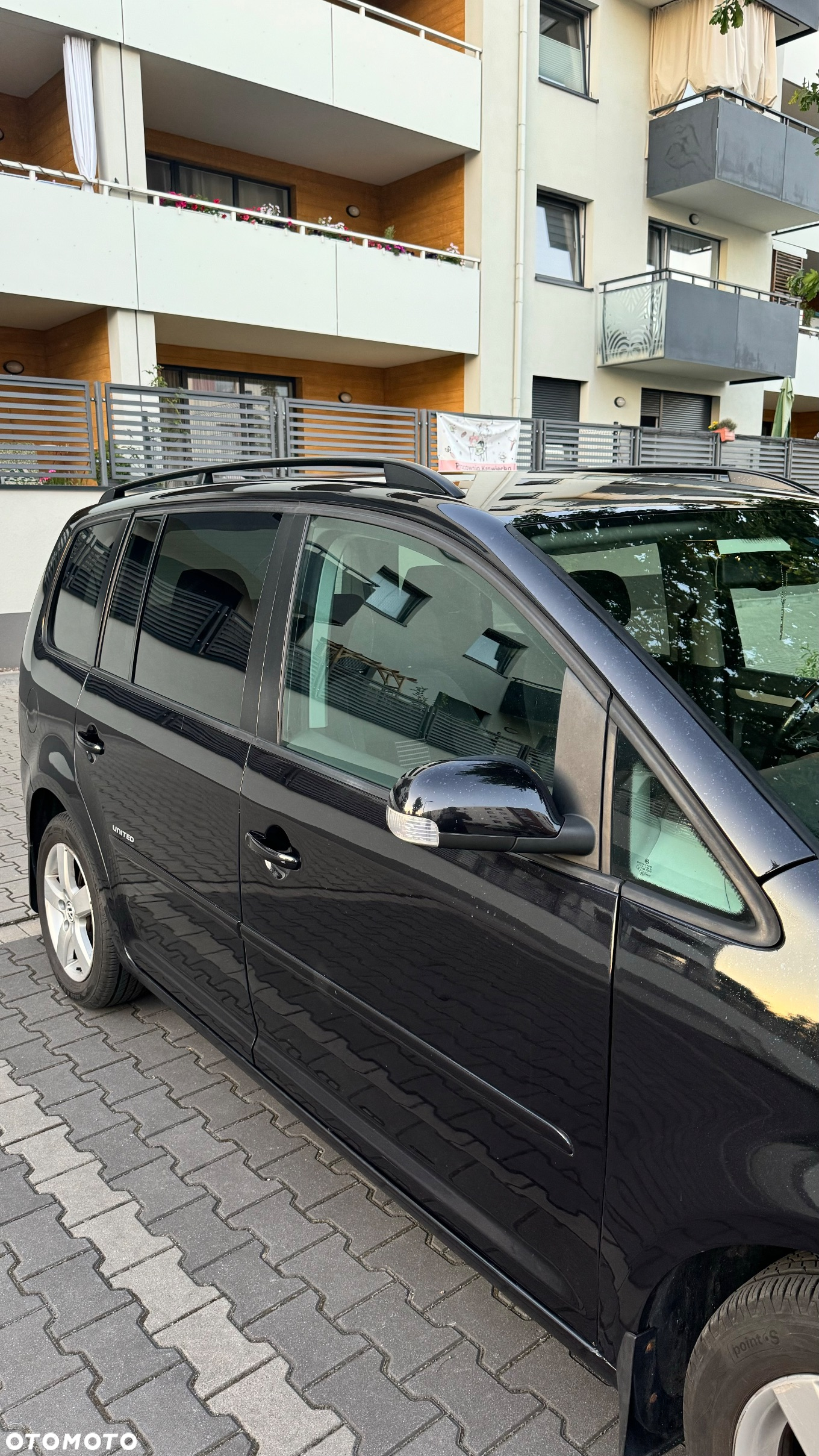 Volkswagen Touran 1.6 - 6