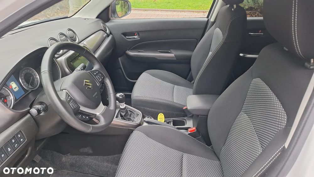 Suzuki Vitara 1.4 Boosterjet mHEV Elegance 4WD - 18