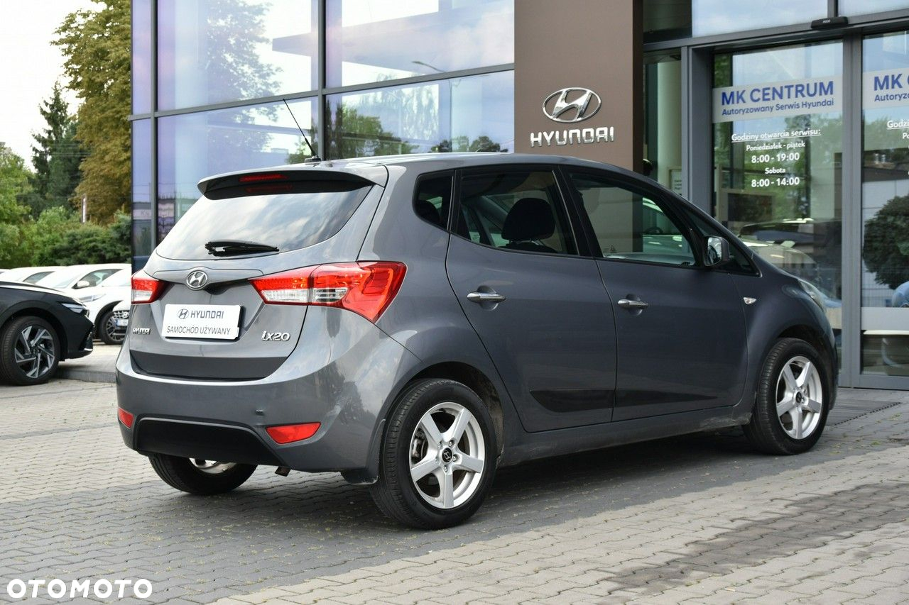 Hyundai ix20 - 7