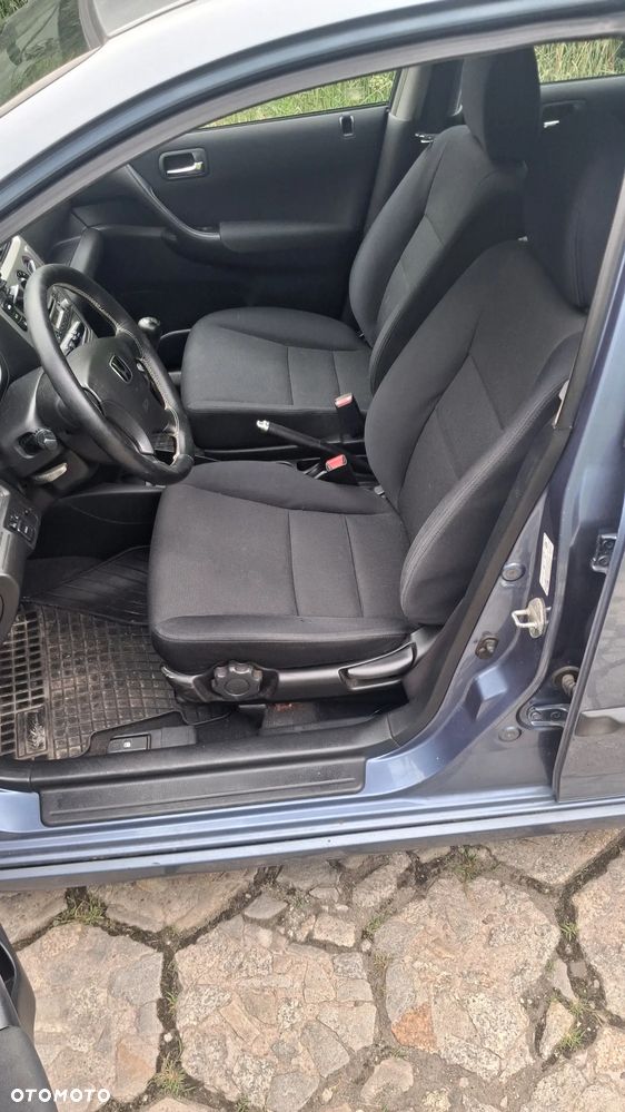 Na części OHONDA CIVIC VII (EU, EP, EV)] SILNIK 1.4 16v 90 KM D14Z6 lakier B512M Magnetic Blue skrzynia maska zderzak drzwi klapa szyba fotel kanapa lusterko lampa deska GWARANCJA !!! Przód Tył Zestaw Komplet Drzwi Klapa Zderzak Błotnik Maska Grill Atrapa Szyba Pas Lampa Lusterko Boczki Fotel Kanapa Kokpit Deska Rozdzielcza Przełącznik Włącznik Sterownik Przewody Wiązka Instalacja Moduł Komputer Czujnik Listwa Pompa Alternator Wtryski Głowica Rozrusznik Kompresor Sprzęgło Dwumas Silnik  Skrzynia ABS Klimatyzacji Paliwa Wspomagania Kolektor Turbina Przepustnica Zawór Chłodnica Koło Hak Belka Sanki Zawieszenie Mcpherson Półoś Amortyzator Wydech Tłumik Zacisk - 10