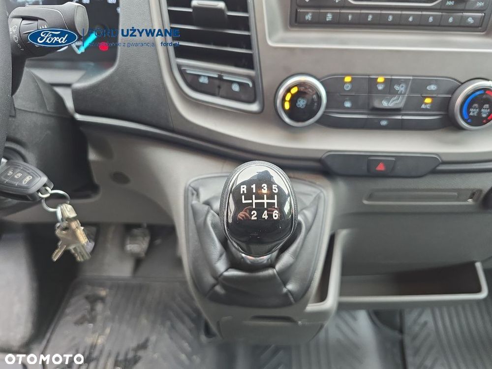 Ford Transit - 18