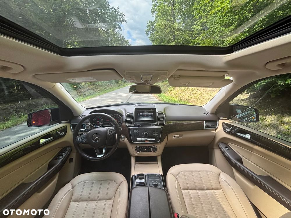 Mercedes-Benz GLE - 13