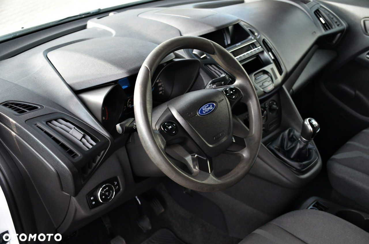 Ford Transit Connect - 19
