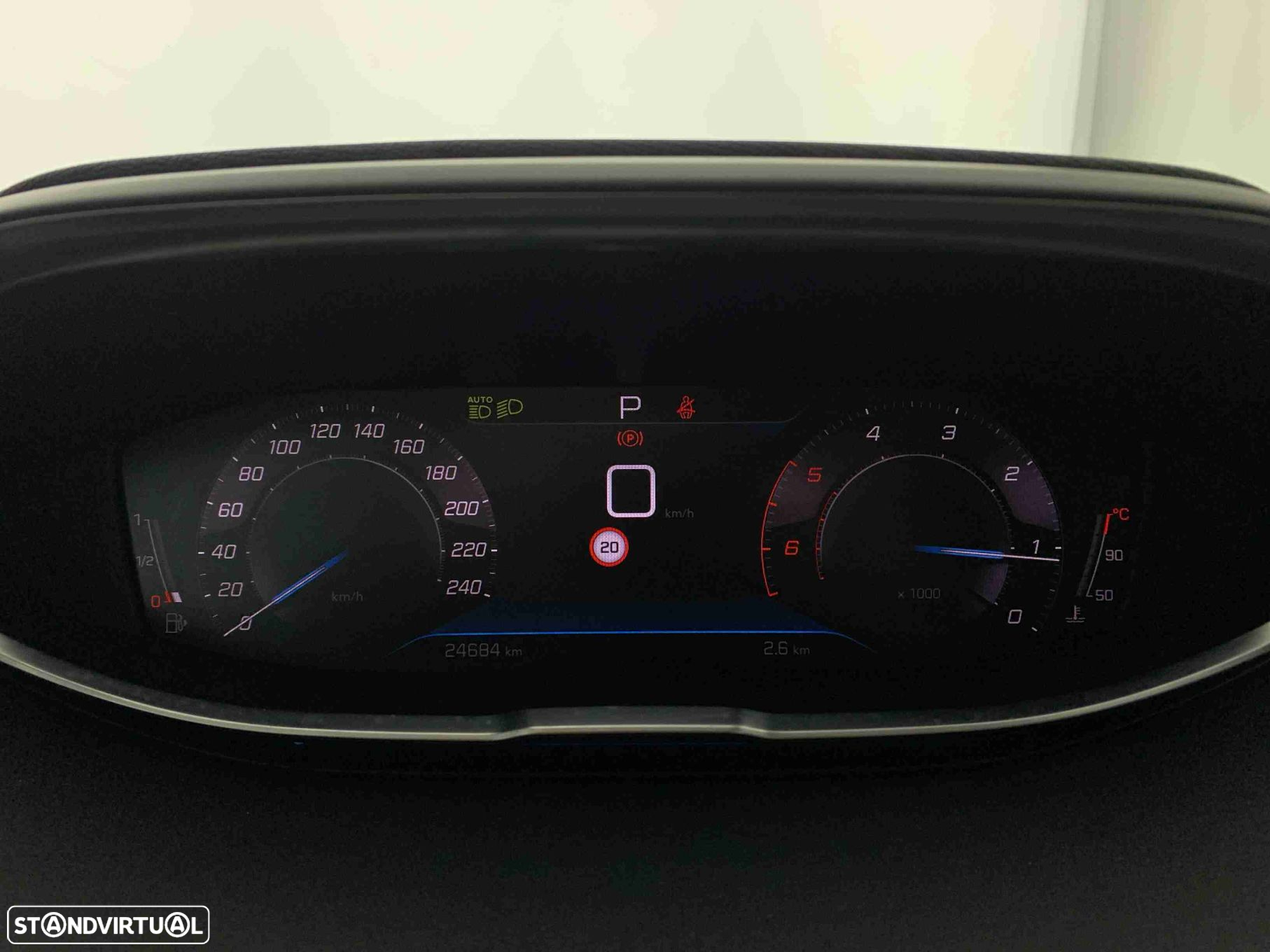 Peugeot 5008 1.5 BlueHDi Allure Pack EAT8 - 16