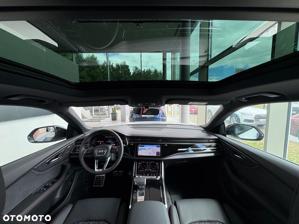 Audi Q8 - 12