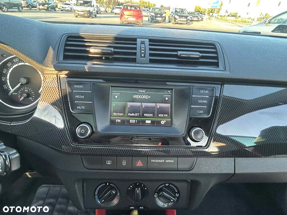 Skoda Fabia 1.2 TSI Monte Carlo - 6