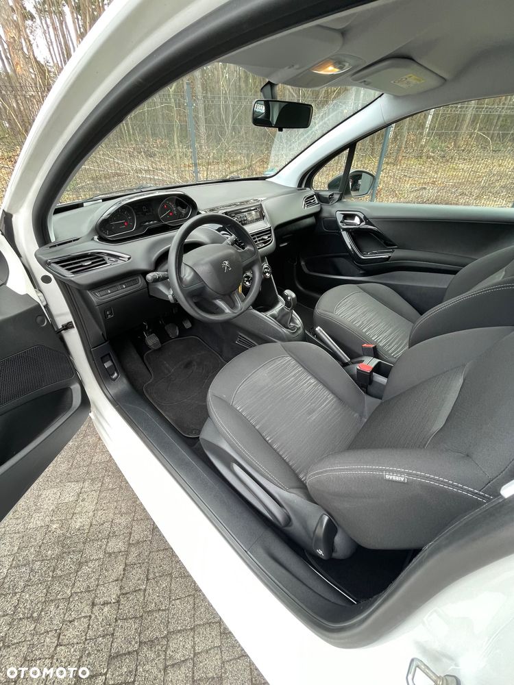 Peugeot 208 PureTech 68 Like - 8