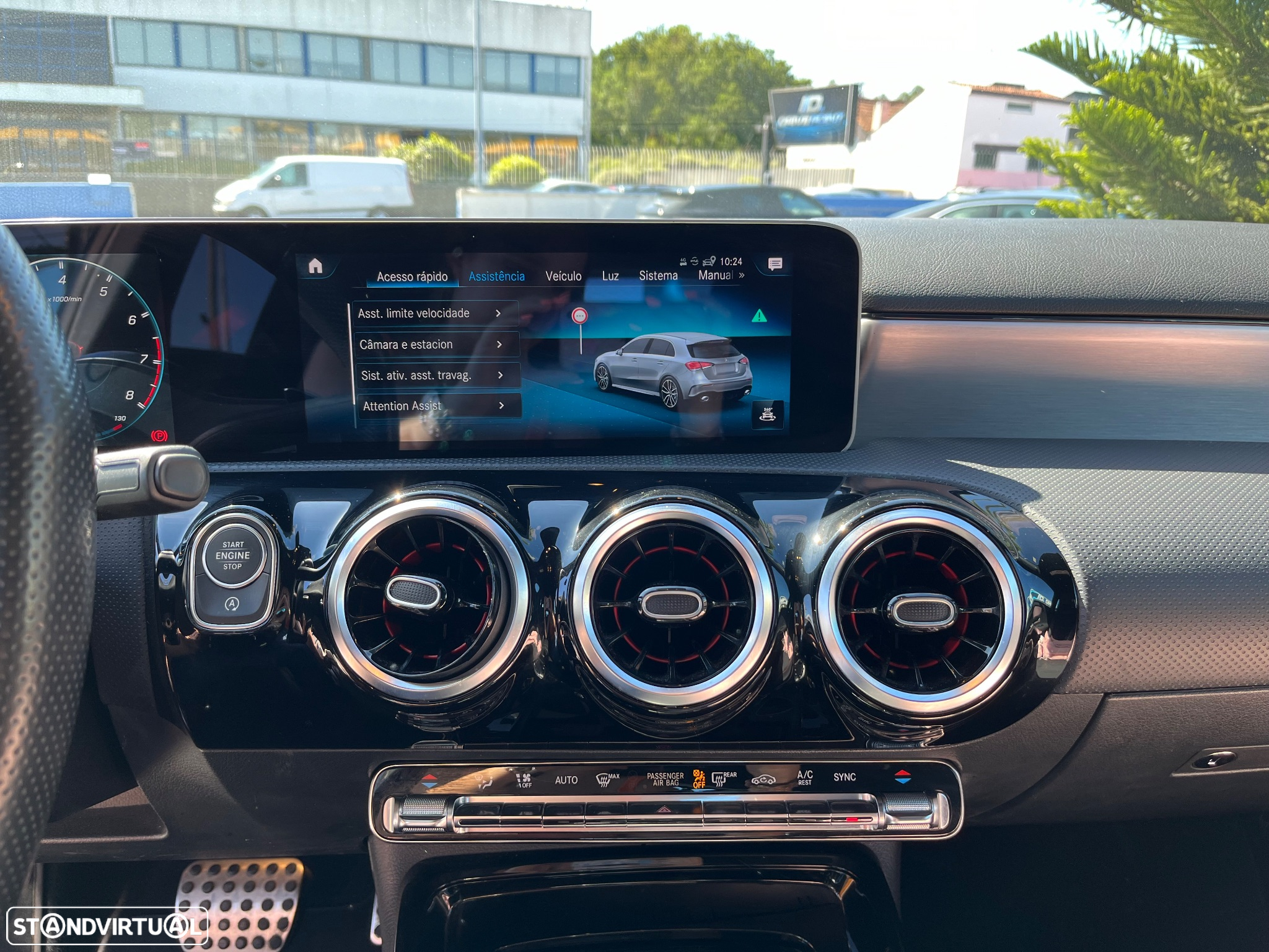 Mercedes-Benz A 35 AMG 4Matic - 22