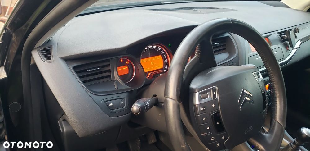Citroën C5 2.0 HDi Confort - 1