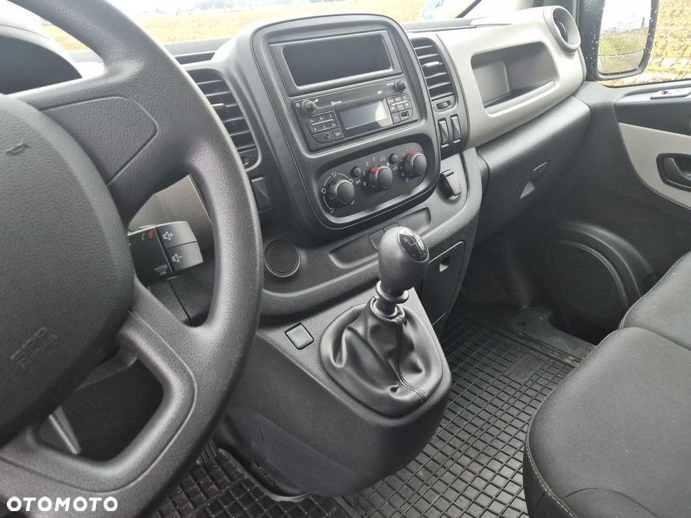 Renault Trafic - 13