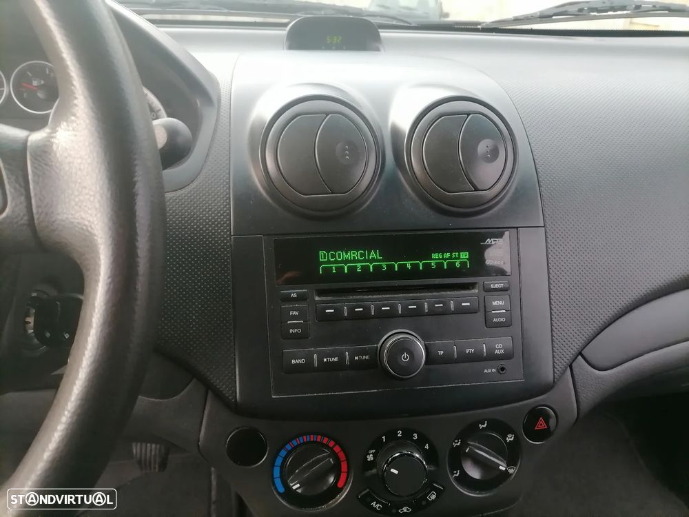 Chevrolet Aveo 1.2 LS - 12