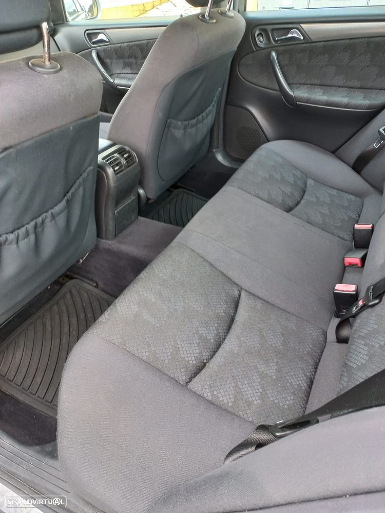Mercedes-Benz C 220 CDI Classic - 7