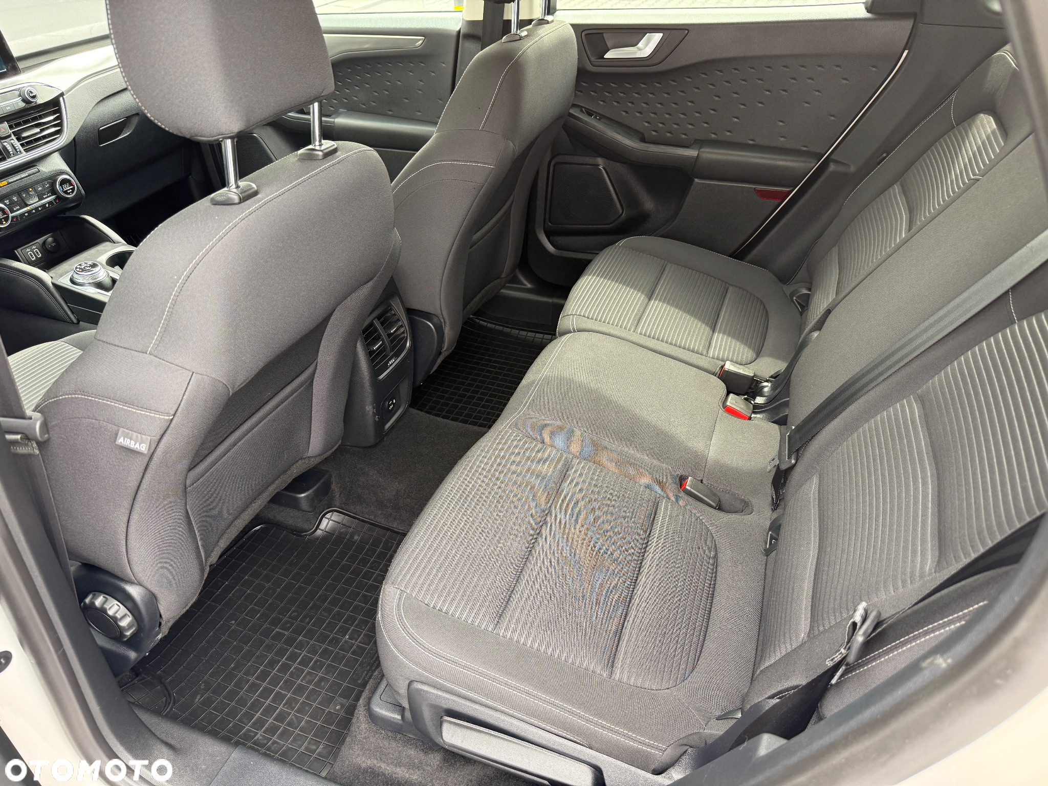 Ford Kuga 1.5 EcoBlue FWD Titanium - 24