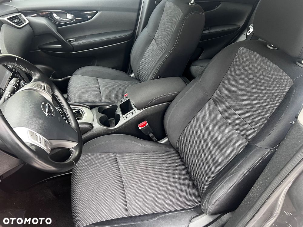 Nissan Qashqai 1.2 DIG-T Xtronic 360 - 11