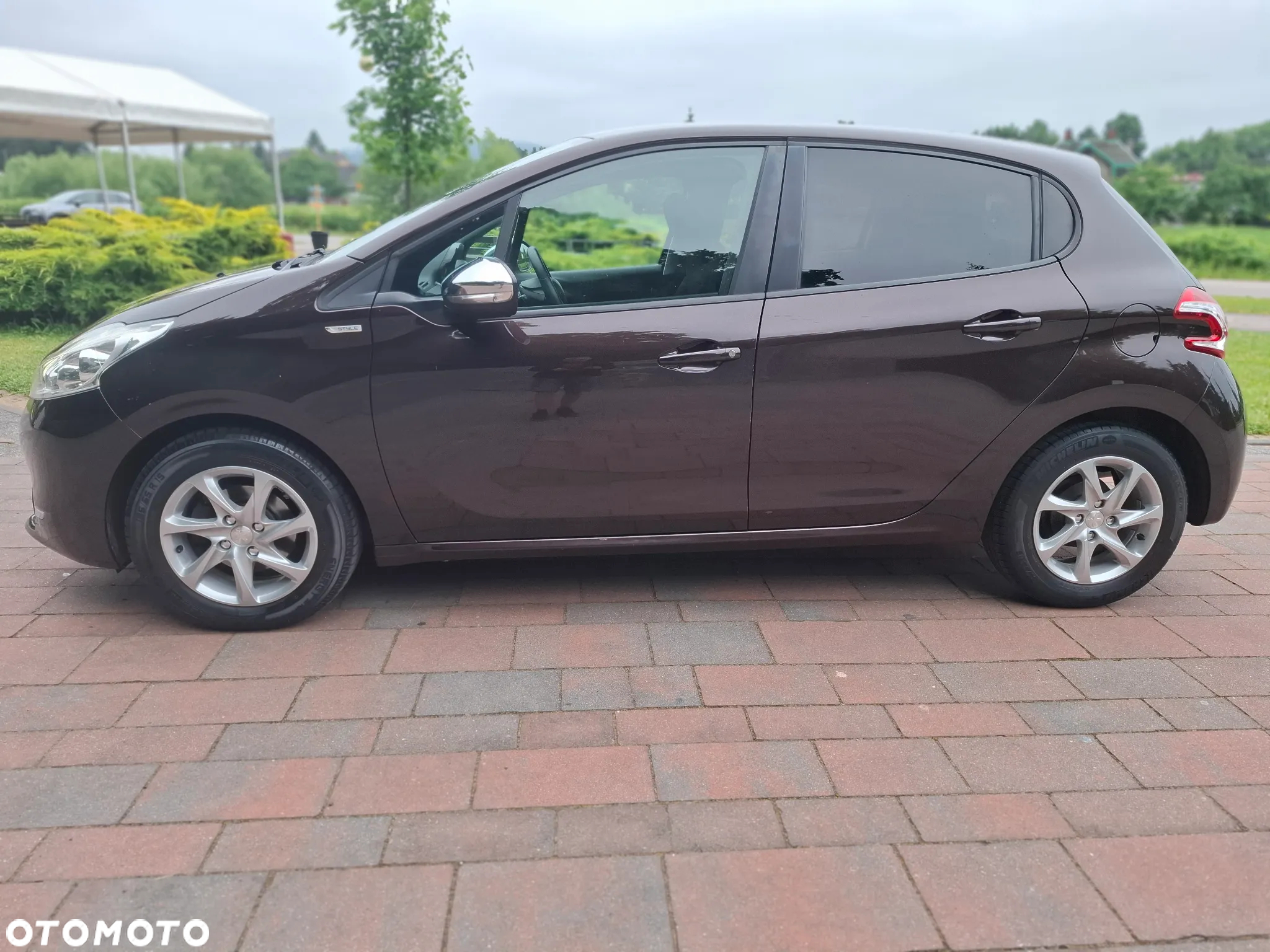 Peugeot 208 1.2 PureTech Active - 4