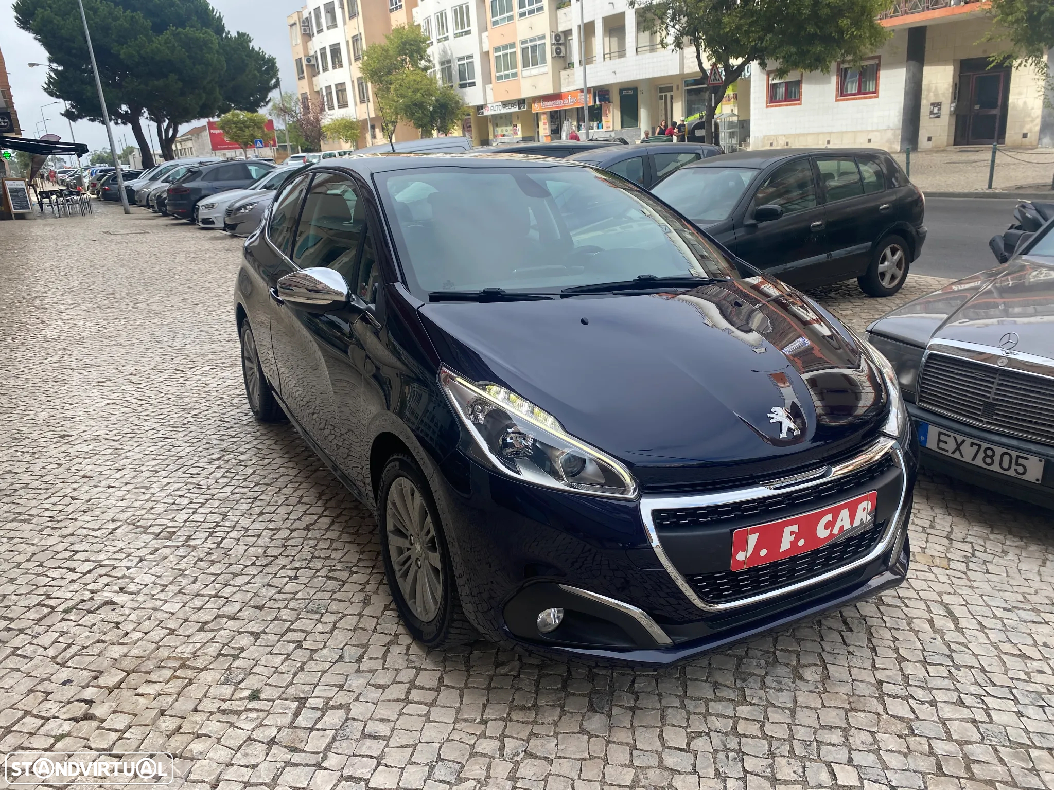 Peugeot 208 1.2 PureTech GT Line - 16