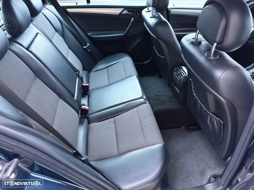 Mercedes-Benz C 220 CDi Avantgarde Aut. - 11