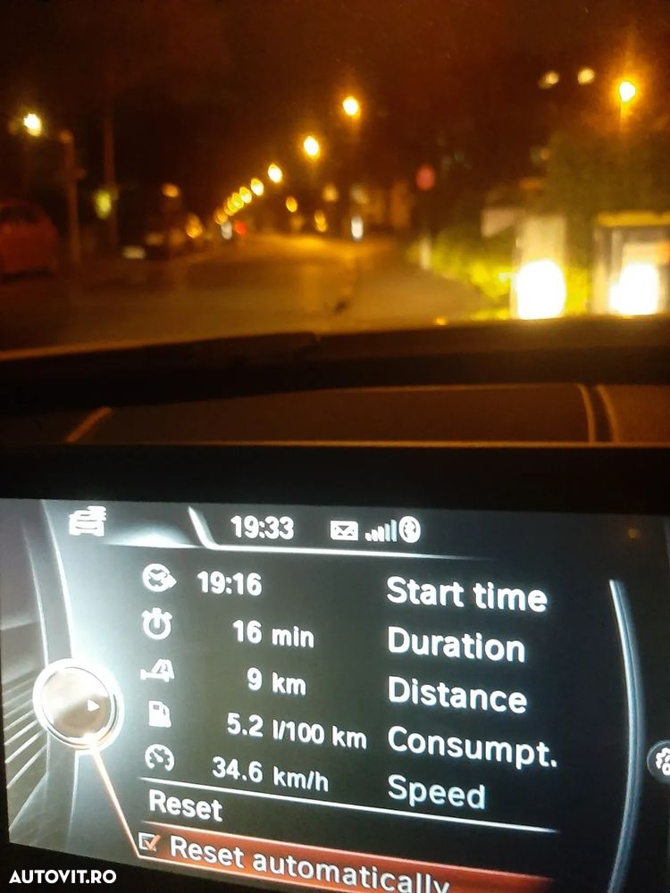 BMW Seria 3 318d GT - 18