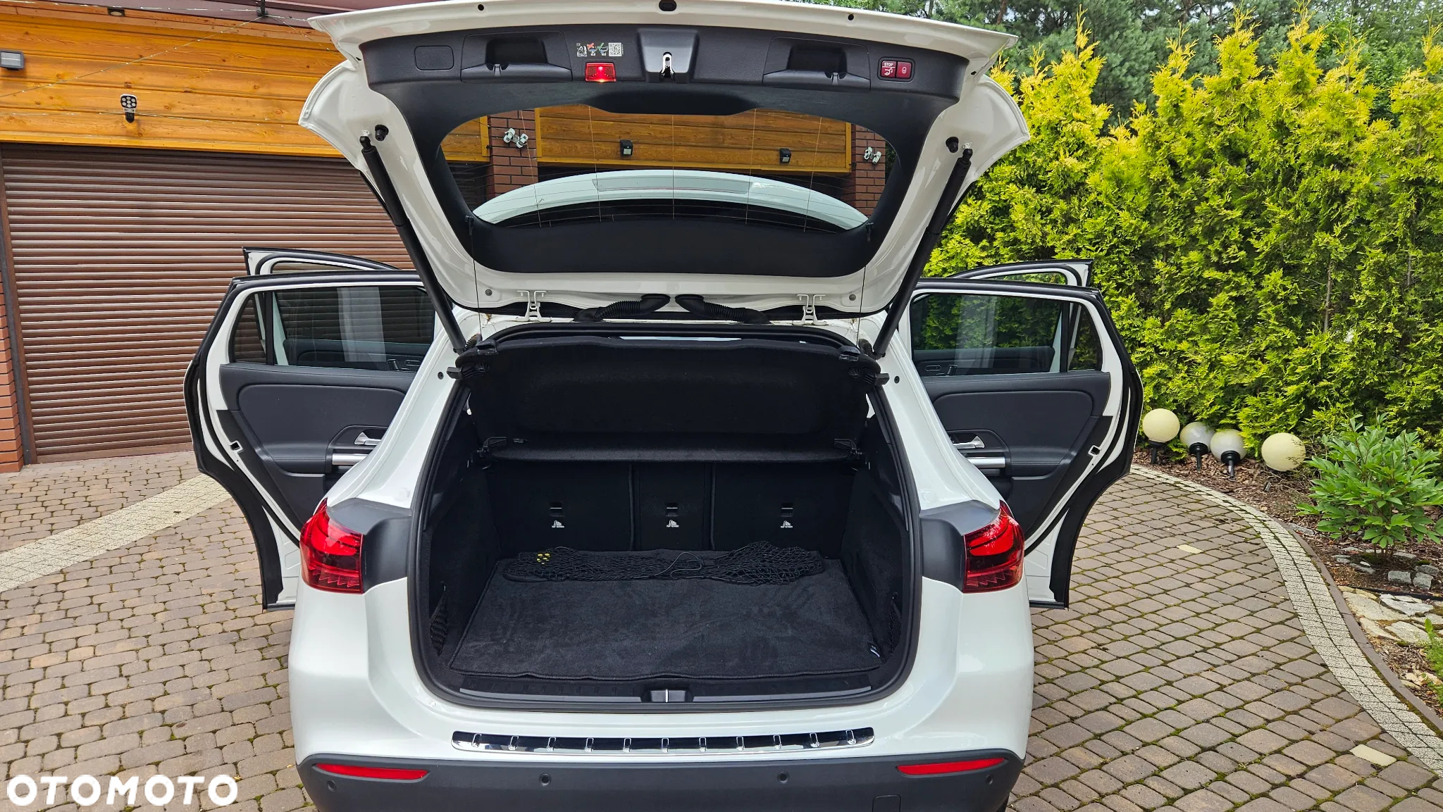 Mercedes-Benz GLA 250 4-Matic AMG Line - 20