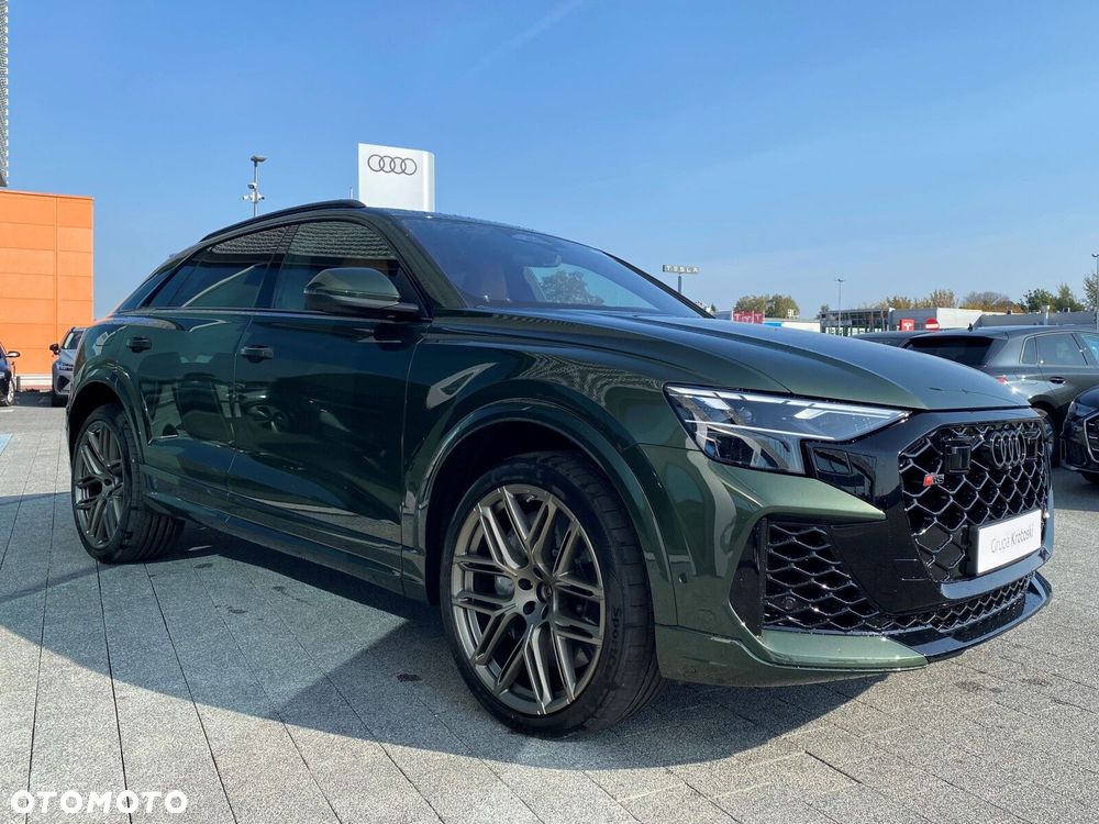 Audi RS Q8 - 10