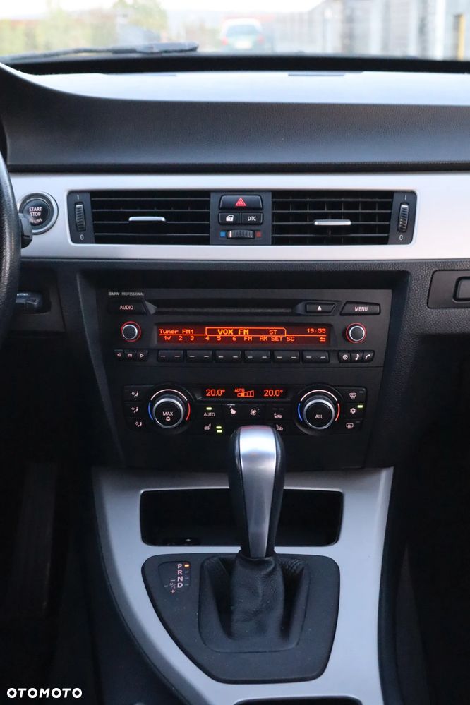 BMW Seria 3 - 12