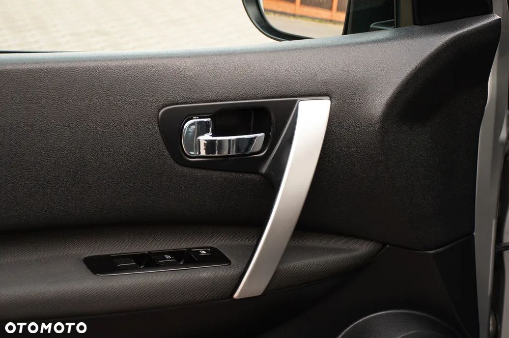 Nissan Qashqai+2 2.0 Tekna - 34