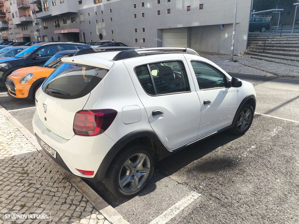 Dacia Sandero SCe 75 Essentiel - 4