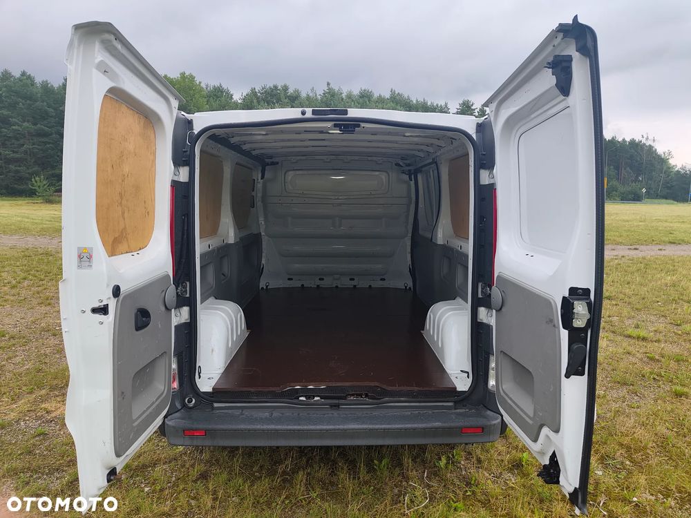 Renault Trafic - 26