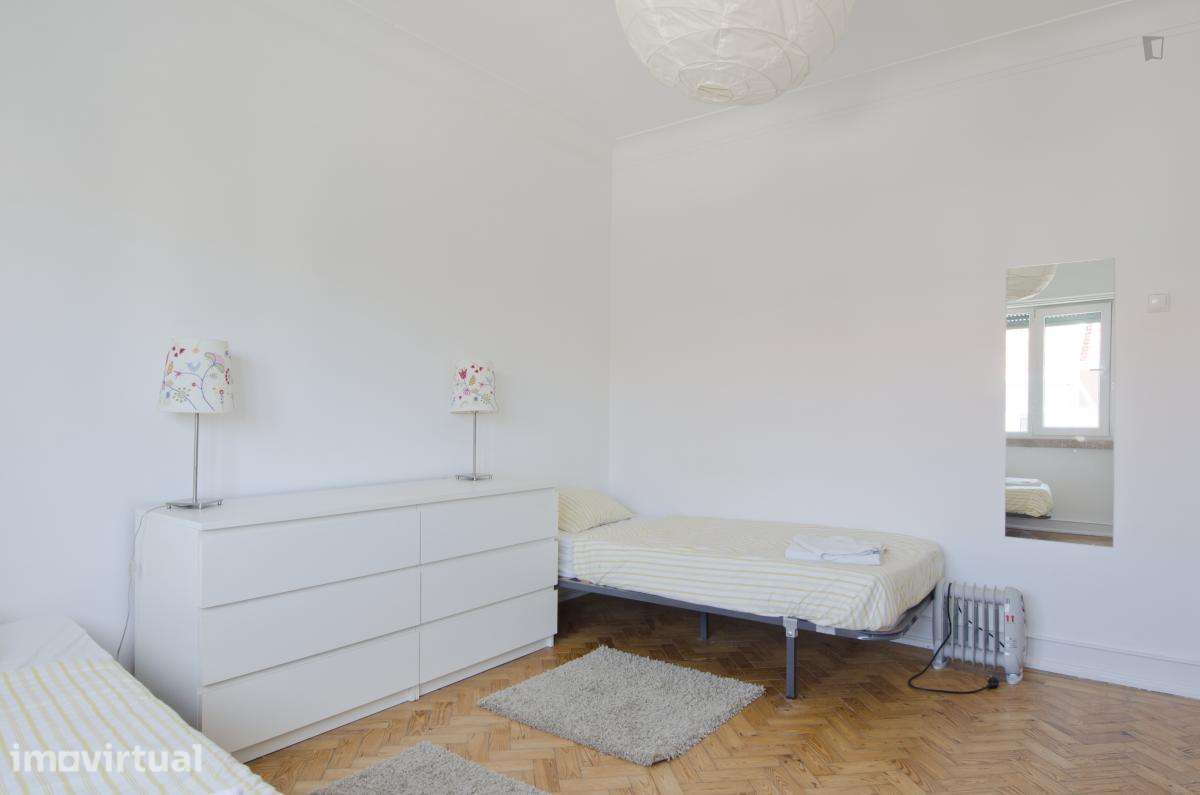 Quarto - localizado em Alvalade Lisbon - Grande imagem: 3/32