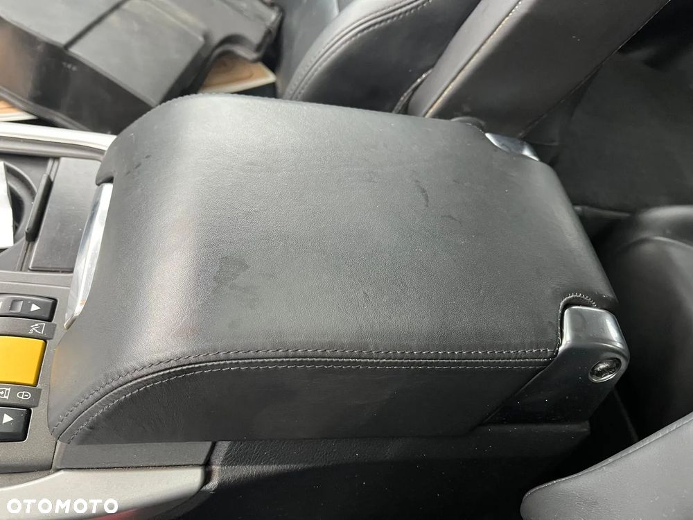 Podłokietnik tunel środkowy czarny Range Rover Sport L320 - 1
