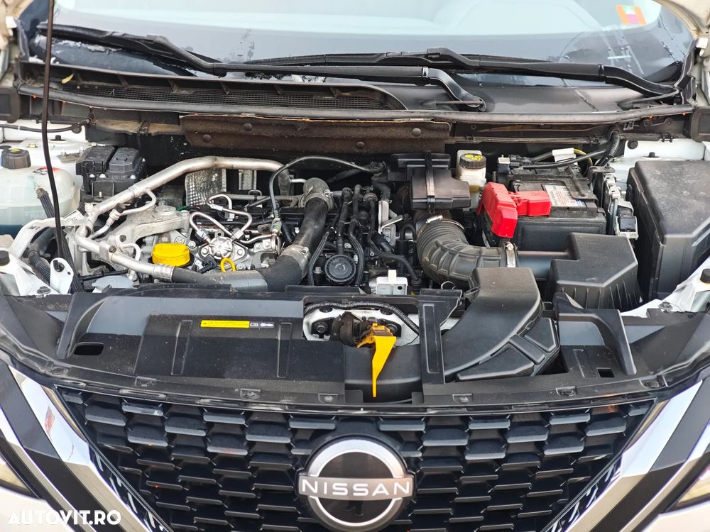 Nissan Qashqai 1.3 DIG-T TEKNA - 25