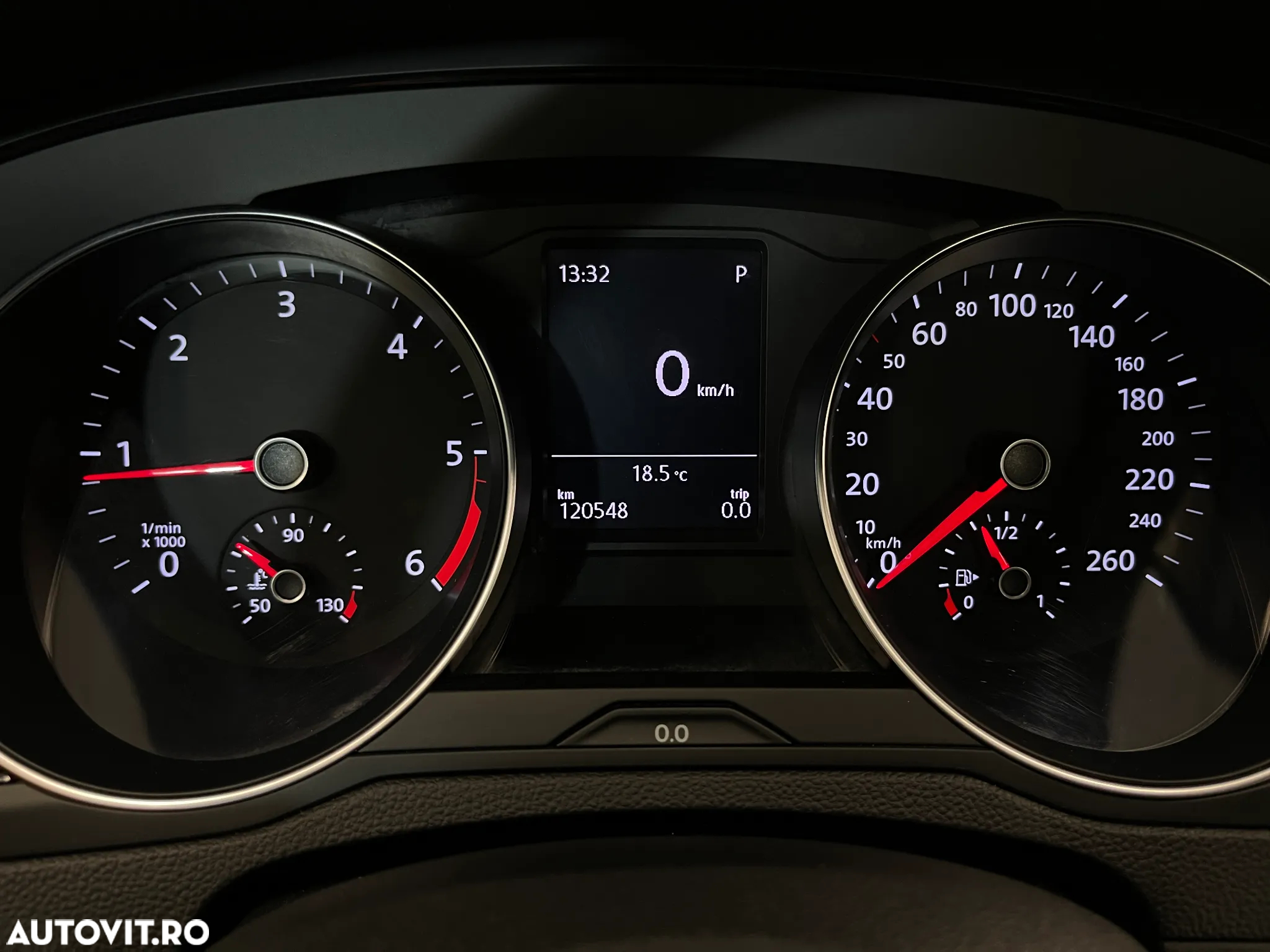 Volkswagen Passat Variant 2.0 TDI DSG Advance - 27