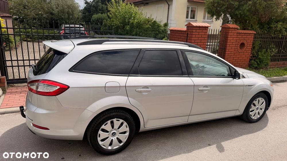 Ford Mondeo 2.0 TDCi Champions Edition - 15