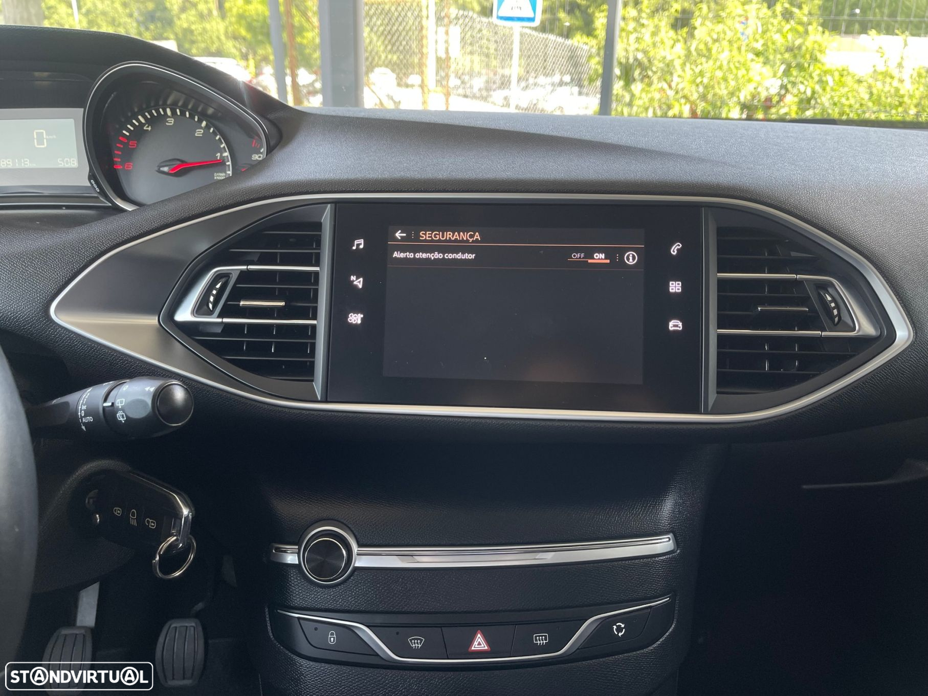 Peugeot 308 SW 1.5 BlueHDi Style - 28