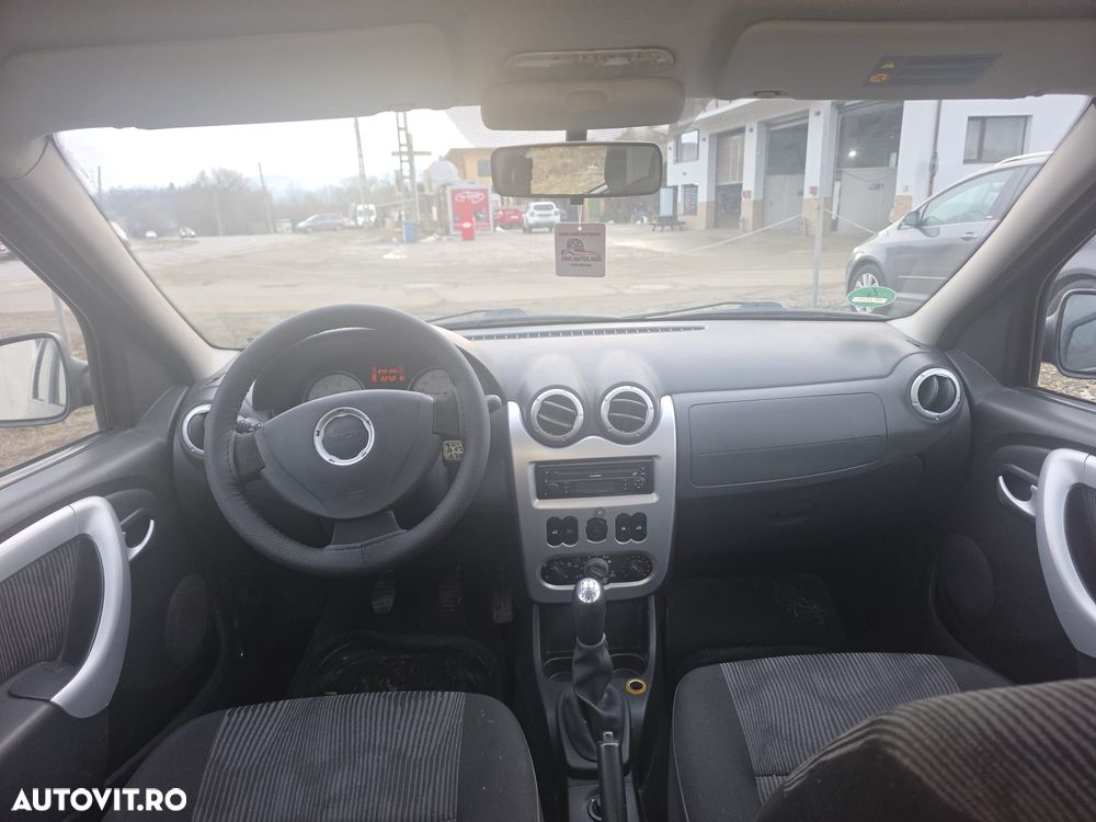 Dacia Logan 1.5 dCi Prestige - 8