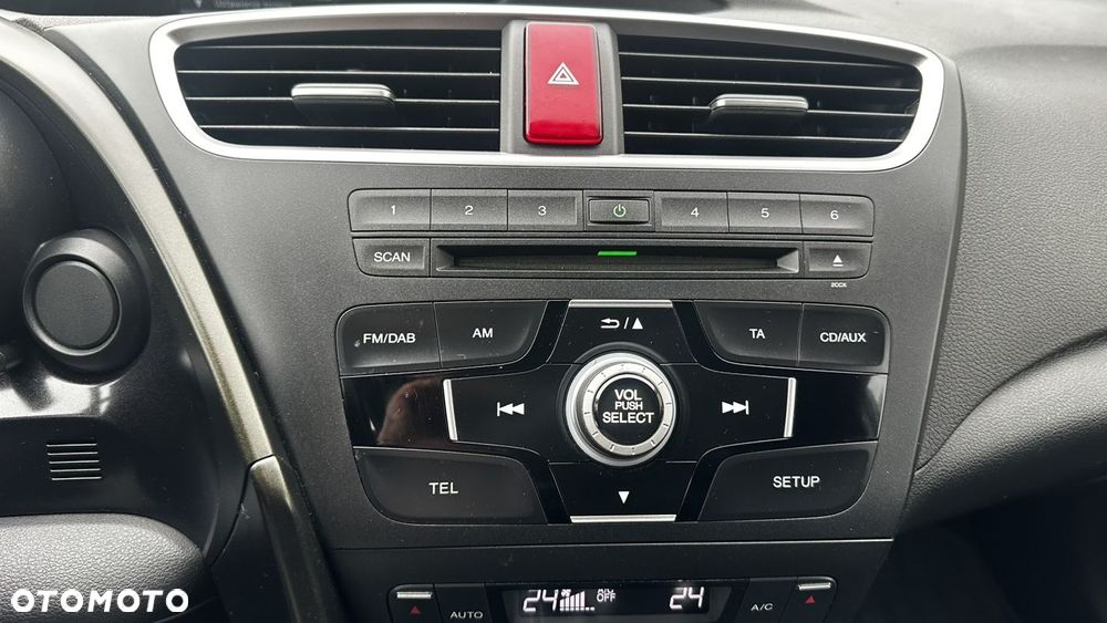 Honda Civic 1.6 i-DTEC Executive Black Edition - 38