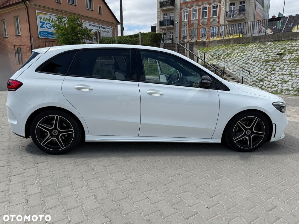 Mercedes-Benz Klasa B 200 AMG Line 7G-DCT - 3