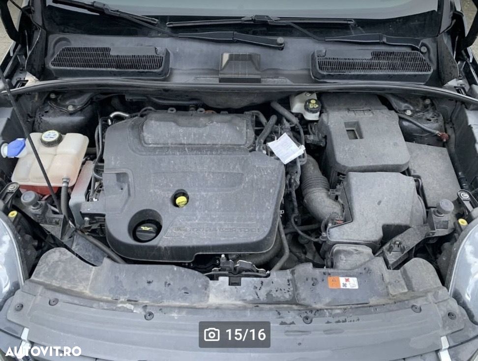 Ford Kuga 2.0 TDCi 2x4 Titanium - 9