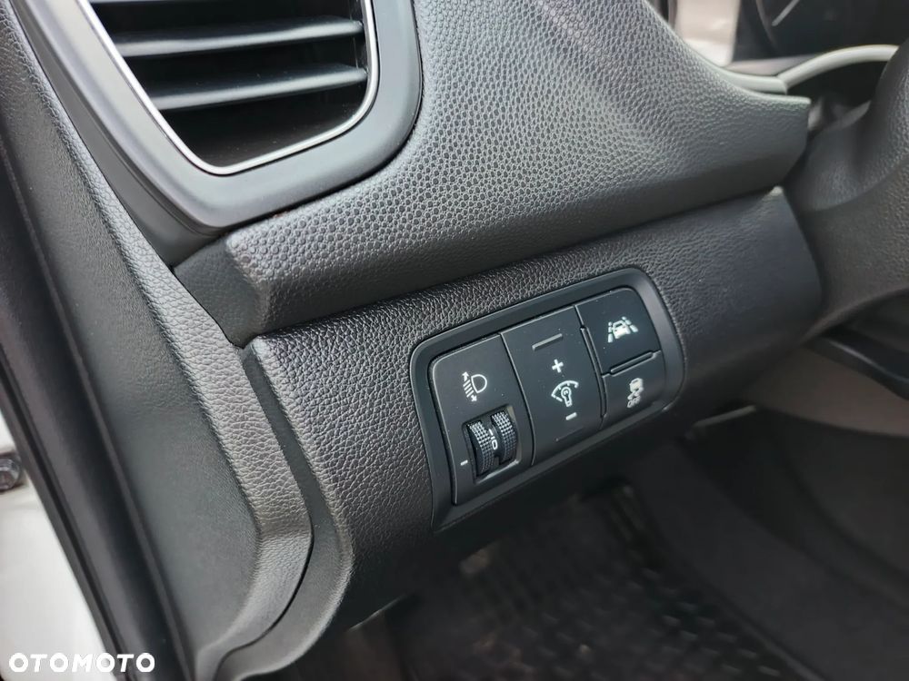 Hyundai i20 1.1 CRDi Style - 23