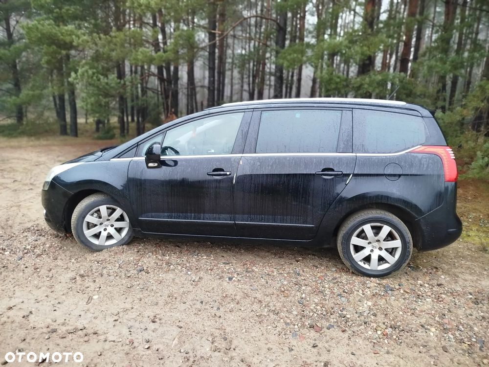 Peugeot 5008 155 THP Family - 5