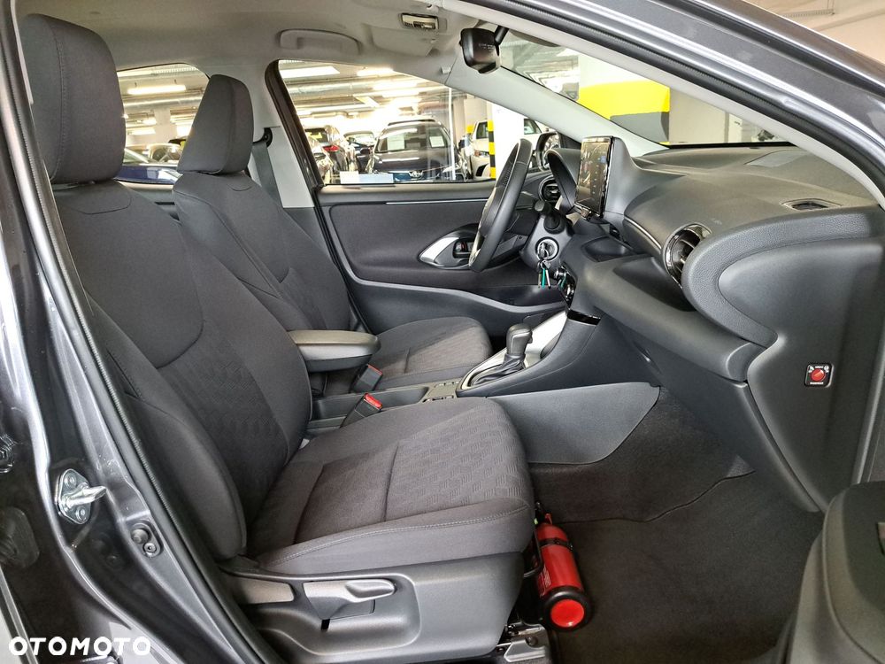 Toyota Yaris - 16
