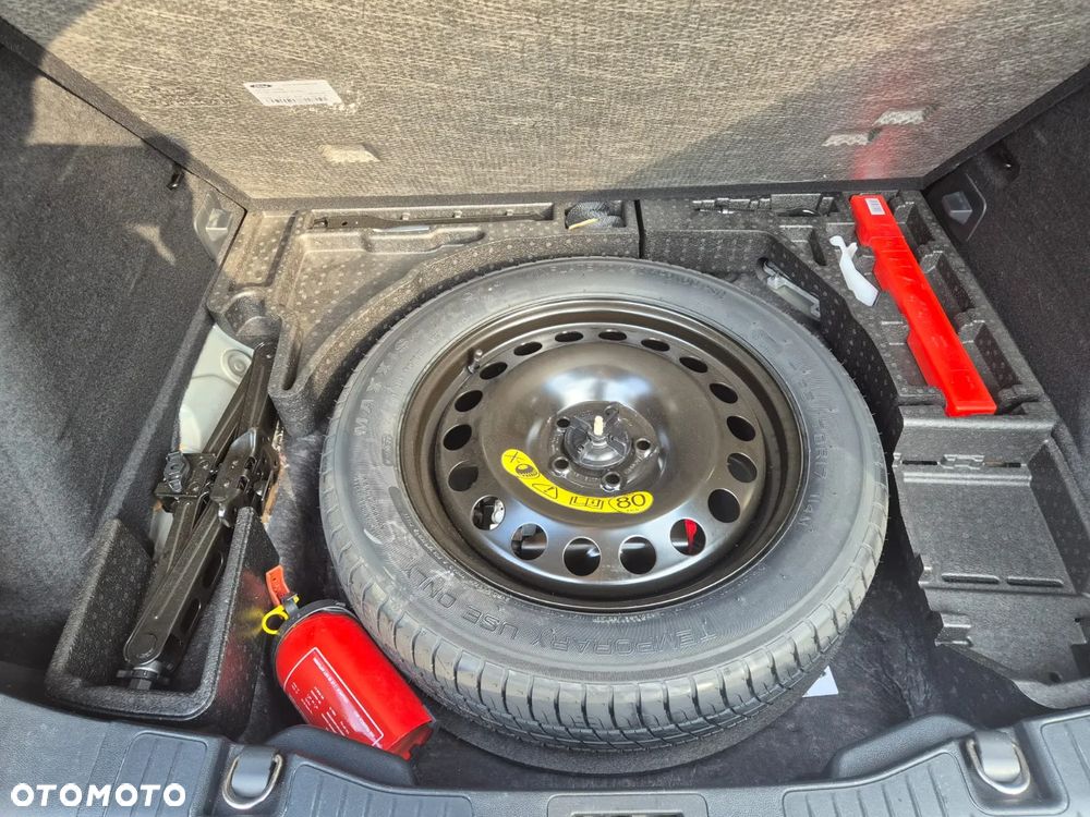 Ford Kuga - 13