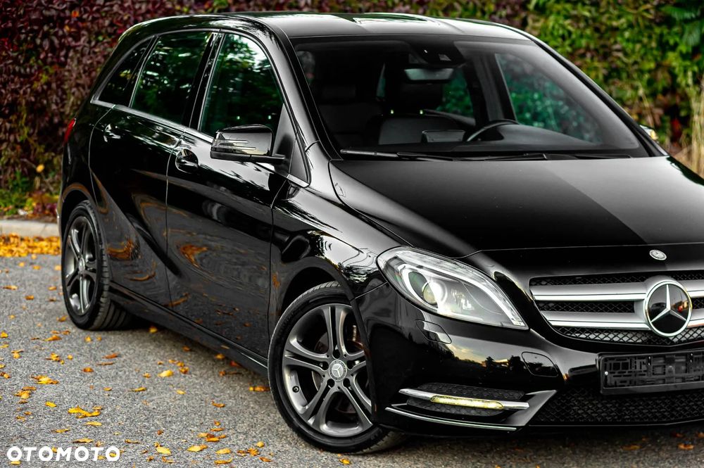 Mercedes-Benz Klasa B 220 4-Matic Style - 33