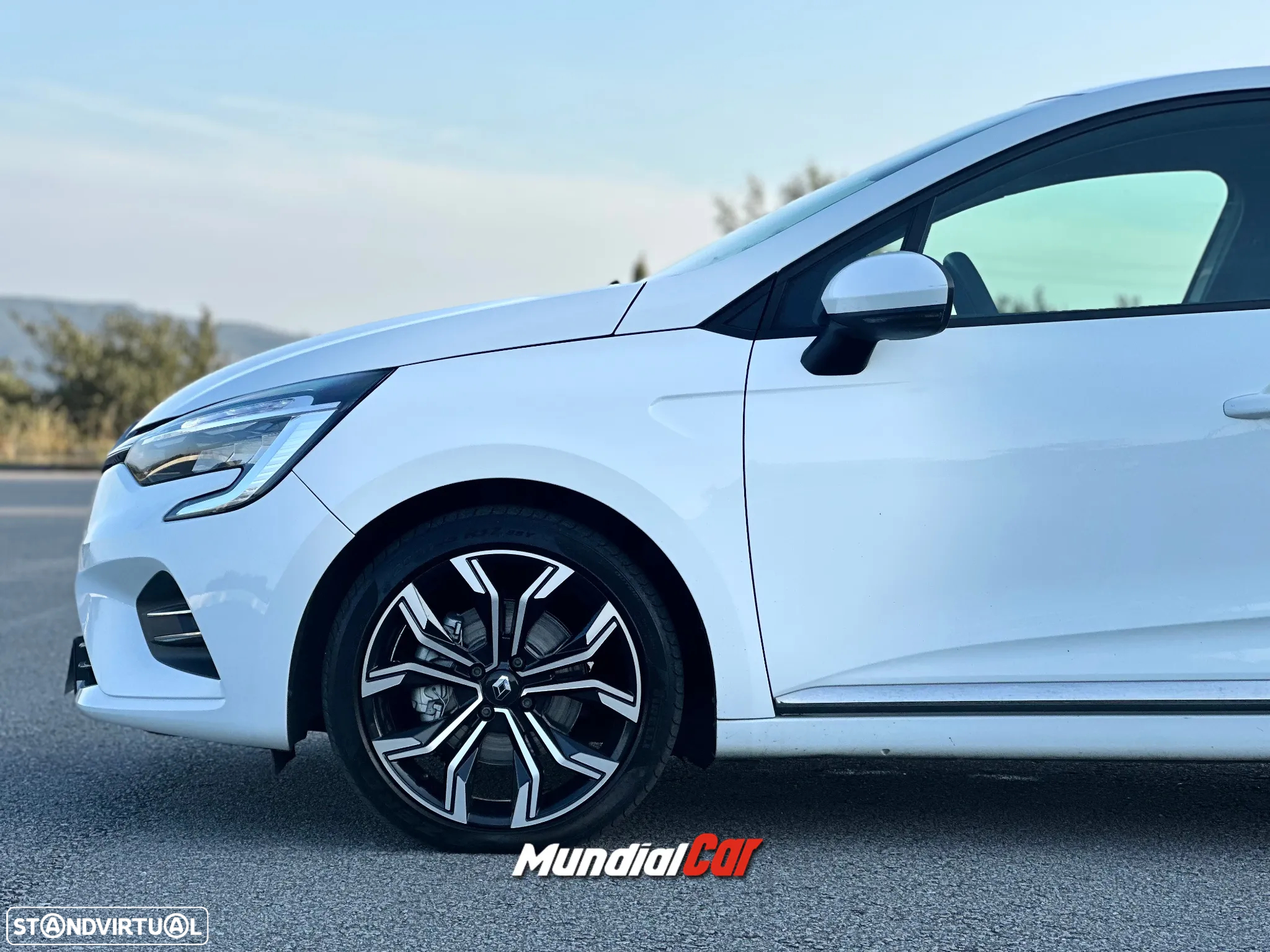 Renault Captur 1.6 E-Tech Full Hybrid Engineered - 17
